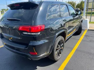 Jeep Grand Cherokee 2019 4x4 Laredo 4dr SUV