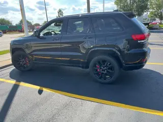 Jeep Grand Cherokee 2019 4x4 Laredo 4dr SUV