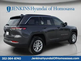 Jeep Grand Cherokee 2024 4x2 Laredo 4dr SUV