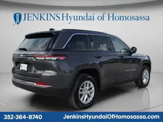Jeep Grand Cherokee 2024 4x2 Laredo 4dr SUV