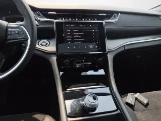 Jeep Grand Cherokee L 2023 4x4 Altitude X 4dr SUV