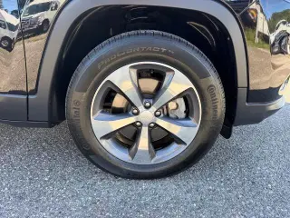 Jeep Cherokee 2020 4x4 Limited 4dr SUV
