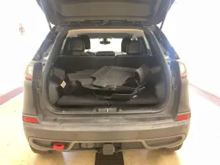 Jeep Cherokee 2020 4x4 Trailhawk 4dr SUV