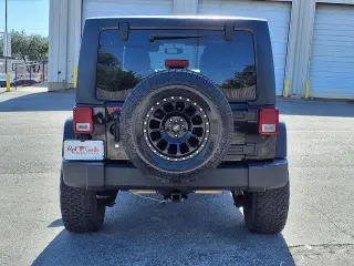 Jeep Wrangler Unlimited 2015 4x4 Sport 4dr SUV