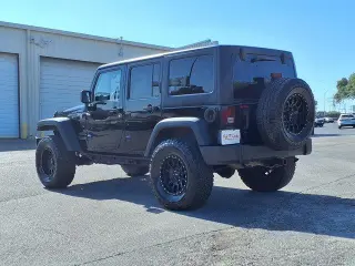 Jeep Wrangler Unlimited 2015 4x4 Sport 4dr SUV