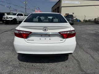 2016 Toyota Camry 4dr Sdn I4 Auto SE w/Special Edition Pkg (Natl)