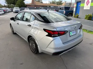 2020 Nissan Versa S CVT