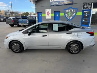 2020 Nissan Versa S CVT