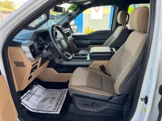 2023 Ford F-150 XL 4WD SuperCrew 5.5' Box