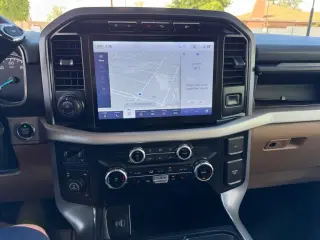 2023 Ford F-150 XL 4WD SuperCrew 5.5' Box