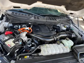 2023 Ford F-150 XL 4WD SuperCrew 5.5' Box