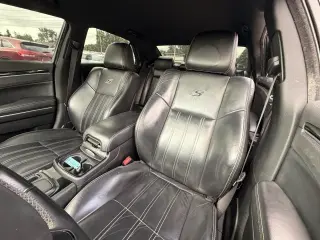 2017 Chrysler 300