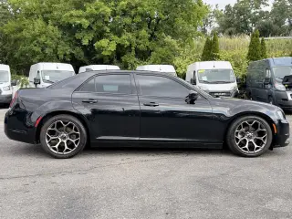 2017 Chrysler 300