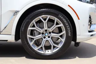 2022 BMW X7