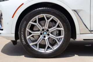 2022 BMW X7