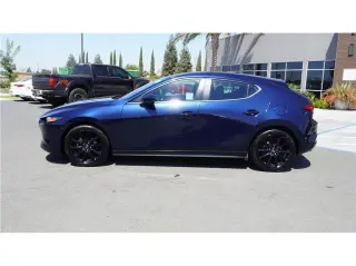 2025 Mazda Mazda3 Hatchback