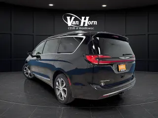 2025 Chrysler Pacifica