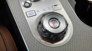 2025 Genesis GV80