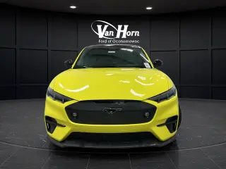 2025 Ford Mustang Mach-E