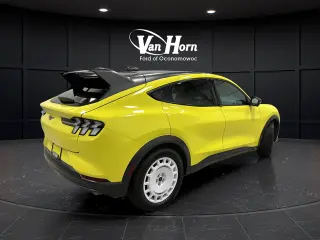 2025 Ford Mustang Mach-E
