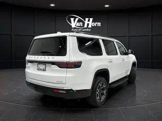 2023 Jeep Wagoneer
