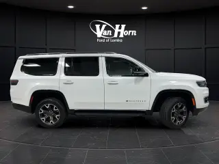 2023 Jeep Wagoneer