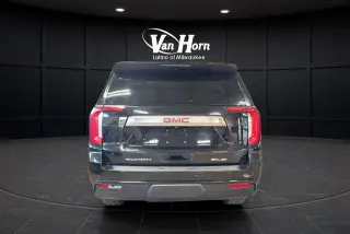 2023 GMC Yukon XL