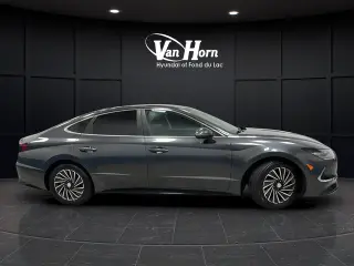 2023 Hyundai Sonata Hybrid