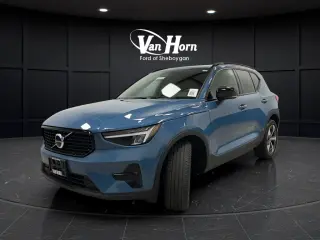 2024 Volvo XC40