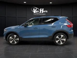 2024 Volvo XC40