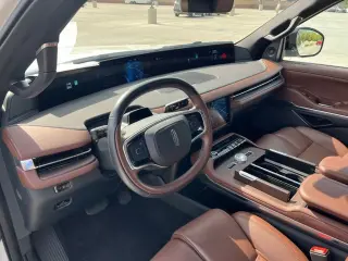 2025 Lincoln Navigator