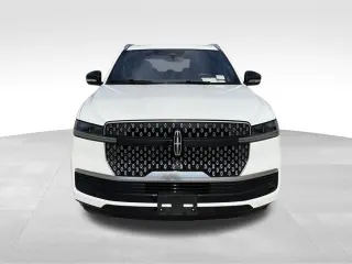 2025 Lincoln Navigator