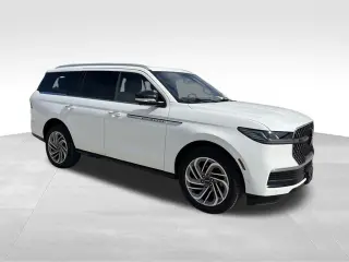 2025 Lincoln Navigator