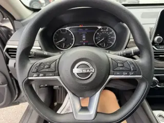 2025 Nissan Altima