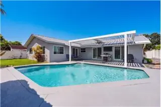 Propiedad en alquiler con 3 dormitorios y 2 baños en Cooper City