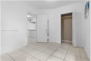 Propiedad en alquiler con 5 dormitorios y 2 baños en Wilton Manors