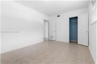 Propiedad en alquiler con 5 dormitorios y 2 baños en Wilton Manors