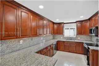 Propiedad en alquiler de 3 dormitorios y 2 baños en Miami