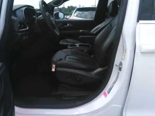 Chrysler Pacifica 2025 Select 4dr Mini-Van