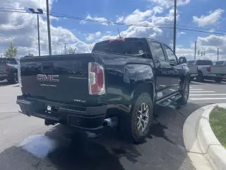 GMC Canyon 2021 4x4 AT4 4dr Crew Cab 5 ft. SB (Cloth)