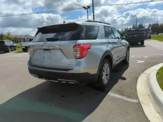 Ford Explorer 2023 AWD XLT SUV de 4 puertas