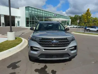 Ford Explorer 2023 AWD XLT SUV de 4 puertas