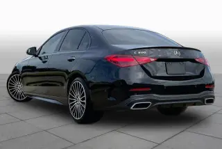 Mercedes-Benz Clase C 2023 C 300 Sedán de 4 puertas