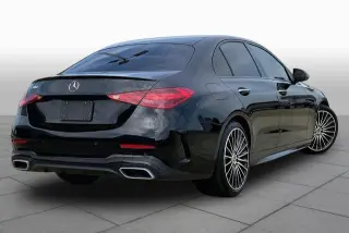 Mercedes-Benz Clase C 2023 C 300 Sedán de 4 puertas