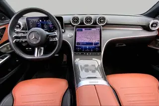 Mercedes-Benz Clase C 2023 C 300 Sedán de 4 puertas