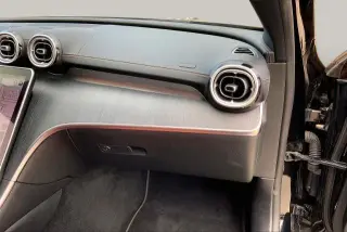 Mercedes-Benz Clase C 2023 C 300 Sedán de 4 puertas