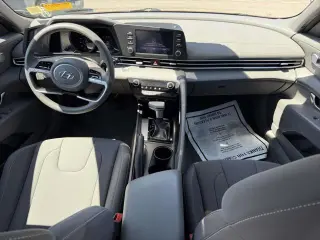 Hyundai ELANTRA 2023 SEL Sedán 4 puertas