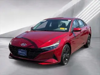 Hyundai ELANTRA 2023 SEL Sedán 4 puertas