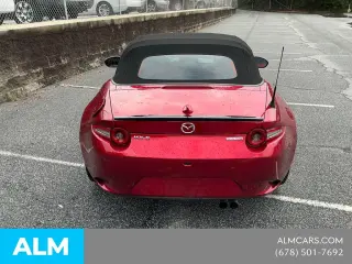 Mazda MX-5 Miata 2025 Club 2dr Convertible