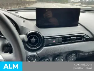 Mazda MX-5 Miata 2025 Club 2dr Convertible